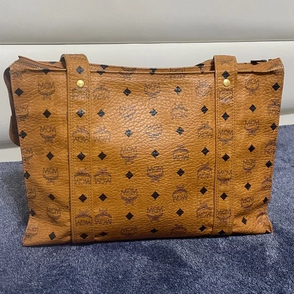 MCM Tan Leather Shoulder Bag - Picture 3 of 15